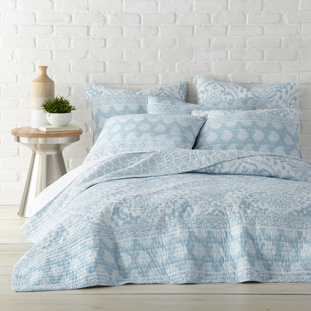 York Coverlet from Classic Quilts - Bedlam