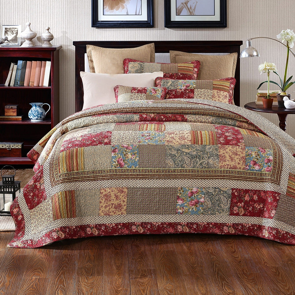 Broadway coverlet set from Classic Quilts - Bedlam