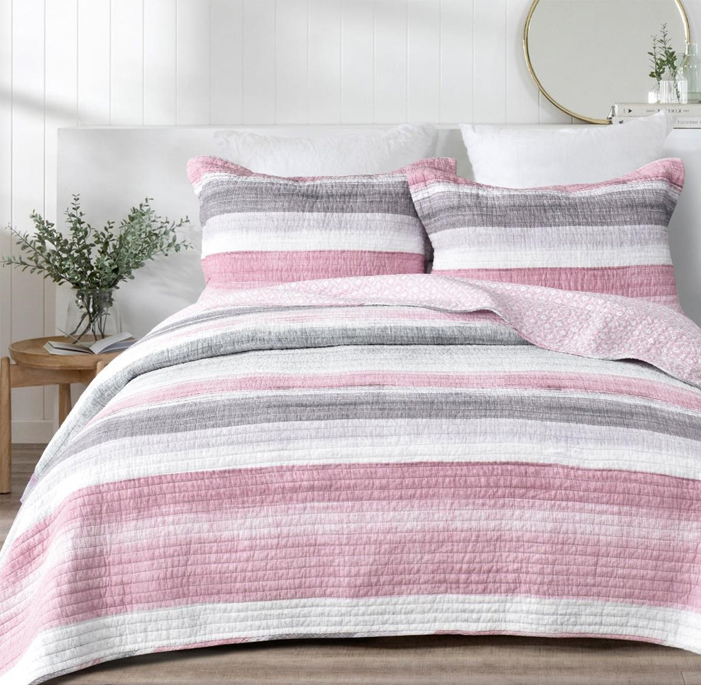 Chelsea coverlet from Classic Quilts - Bedlam