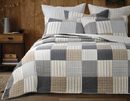 Vintage Patch coverlet set