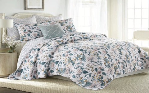 Wentworth coverlet set
